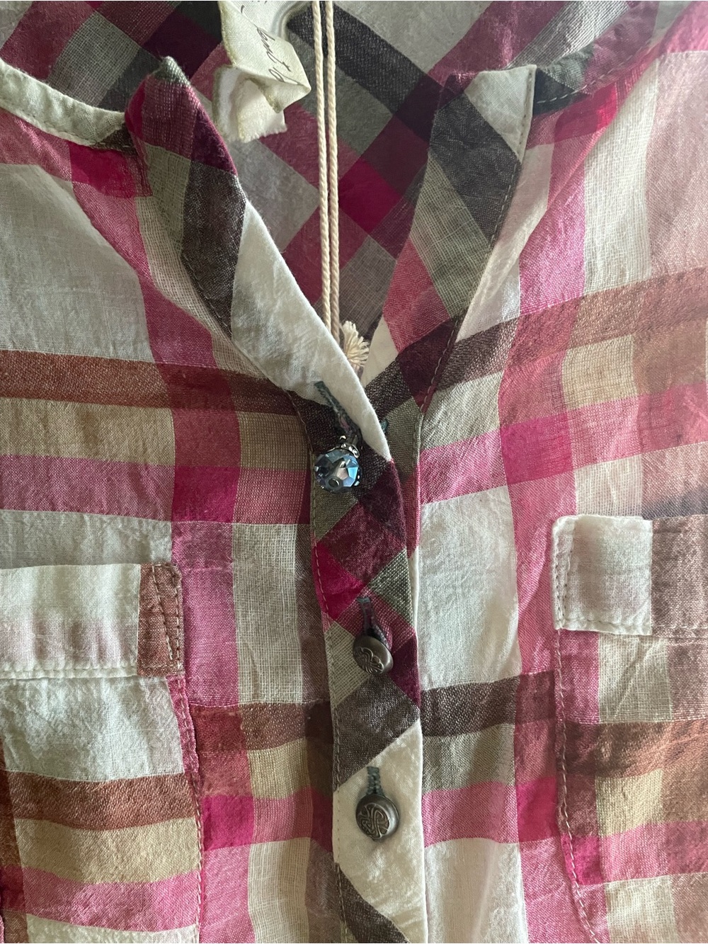 NWT ARATTA size Small Beautiful boutique sleeveless button top classy & elegant - Picture 3 of 5